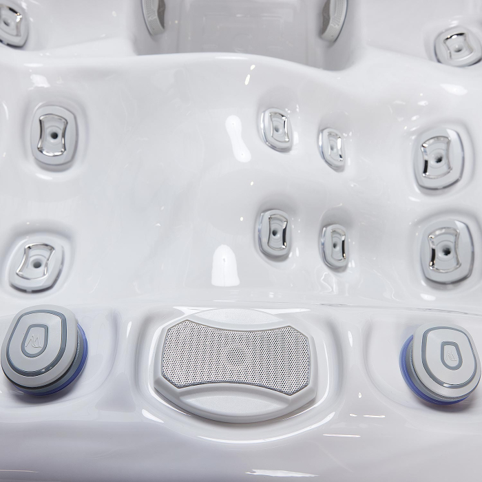 Minipiscina jacuzzi 3 persoane, alb-lucios, 32 jeturi, WiFi, sistem audio, pompa caldura integrata, In-Line WIS, unitate Gecko IN.YE-3, 160 x 215, Wellis Teide Life Premium Plus [12]