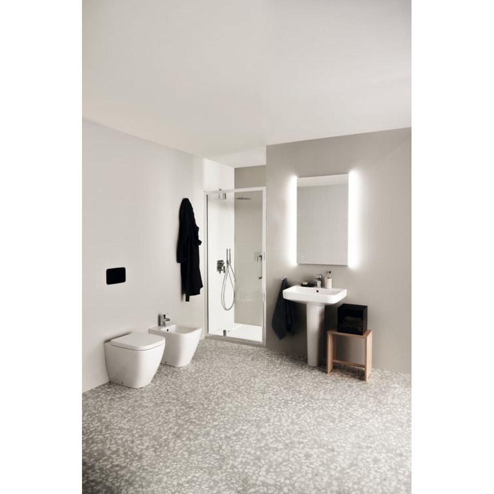 Vas wc stativ rimless plus Ideal Standard i.life B alb lucios back to wall cu capac inclus [6]