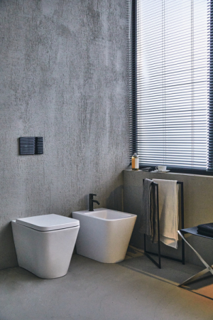 Bideu stativ Ideal Standard Blend Cube back to wall alb lucios [5]