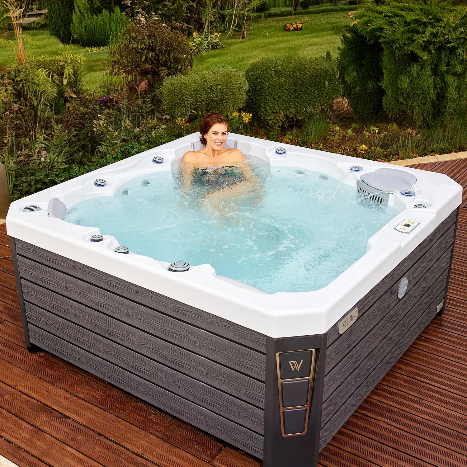Minipiscina jacuzzi 6 persoane, alb-lucios, 50 jeturi hidromasaj, scara inteligenta cu suport pentru pompa de caldura, 200 × 200 cm, WiFi, sistem audio, Wellis Prague CityLife Premium [16]