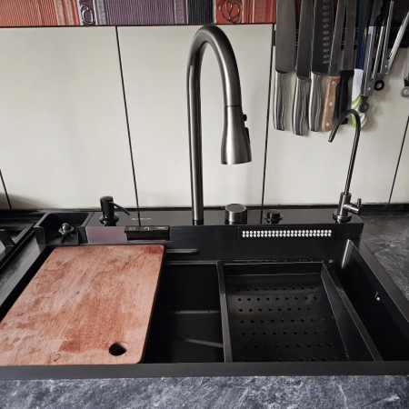 Set chiuveta neagra bucatarie multifunctionala cu baterie si dus extractibil, display digital si 3 functii de curgere [7]