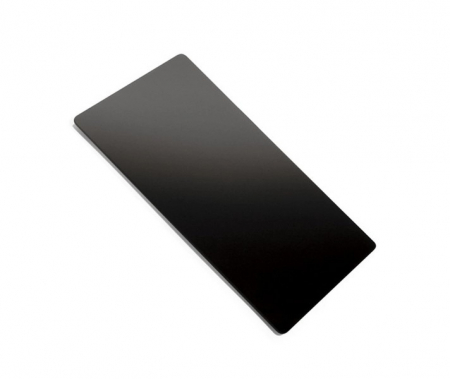 img-attr